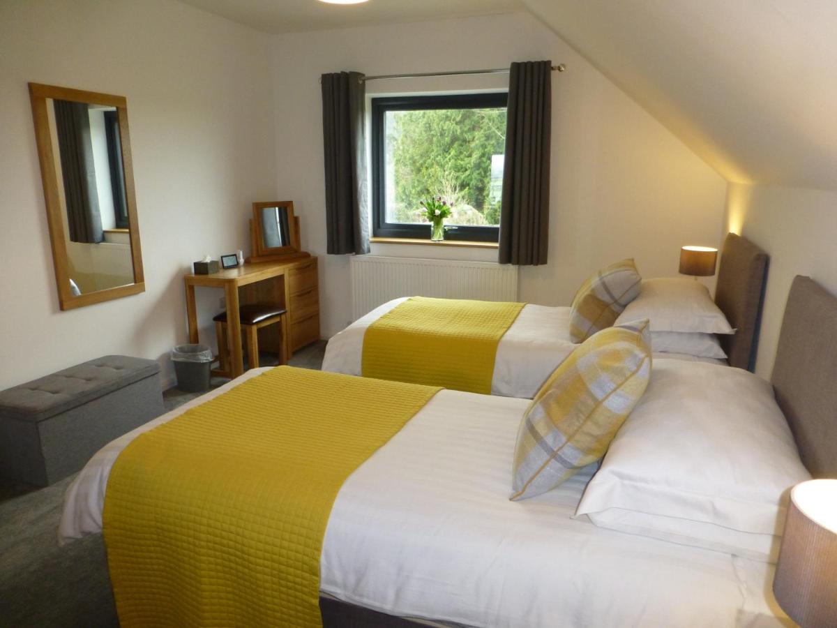 Gerycastell Luxury Holiday Apartment With Stunning Views & Ev Station Point カーマーゼン エクステリア 写真